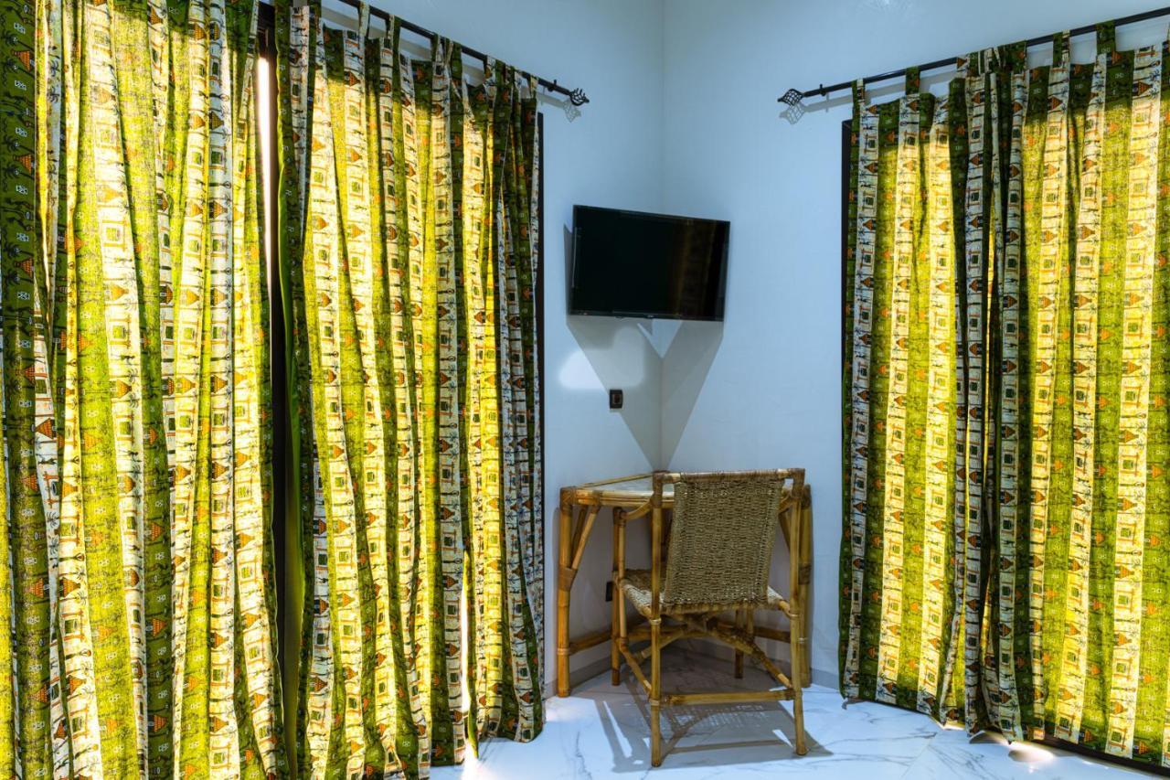 Chezbabo Wellness Hotel Ngaparou Extérieur photo